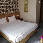 Hotel Royal 3*