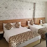 Hotel Royal 3*