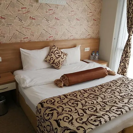 Hotel Royal 3*